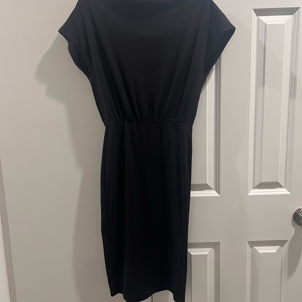 Black Ribbed Midi Dress